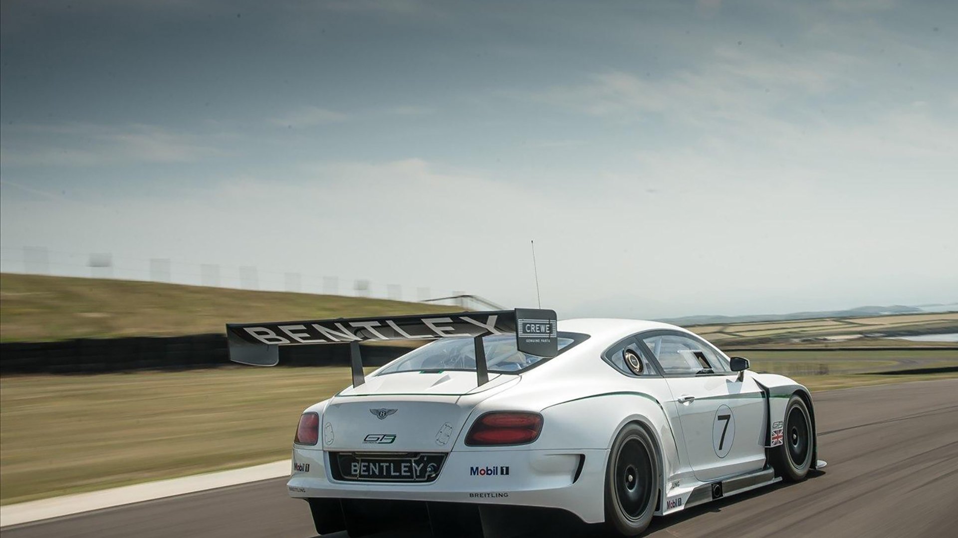 职业联赛财务公开程度不足