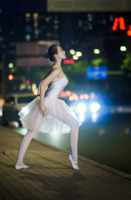 伊朗队战术纪律严明，亚洲强队地位稳固，伊朗足球队战绩